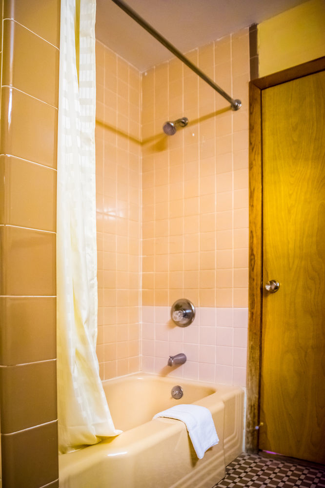 Plaza Inn Peabody Ngoại thất bức ảnh