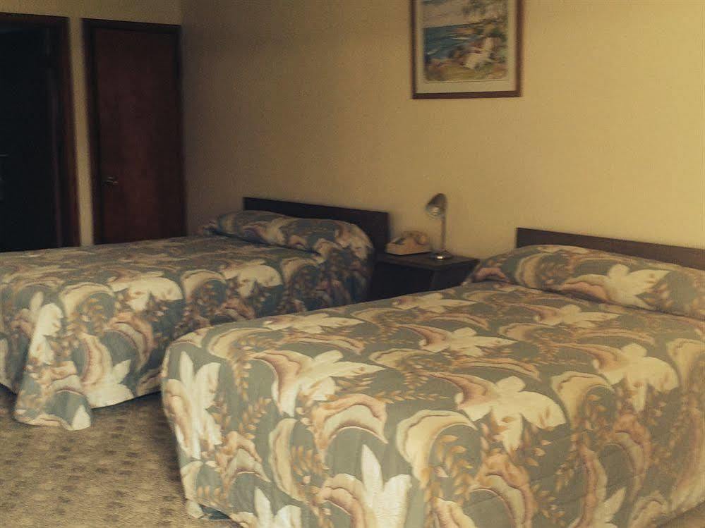 Plaza Inn Peabody Ngoại thất bức ảnh